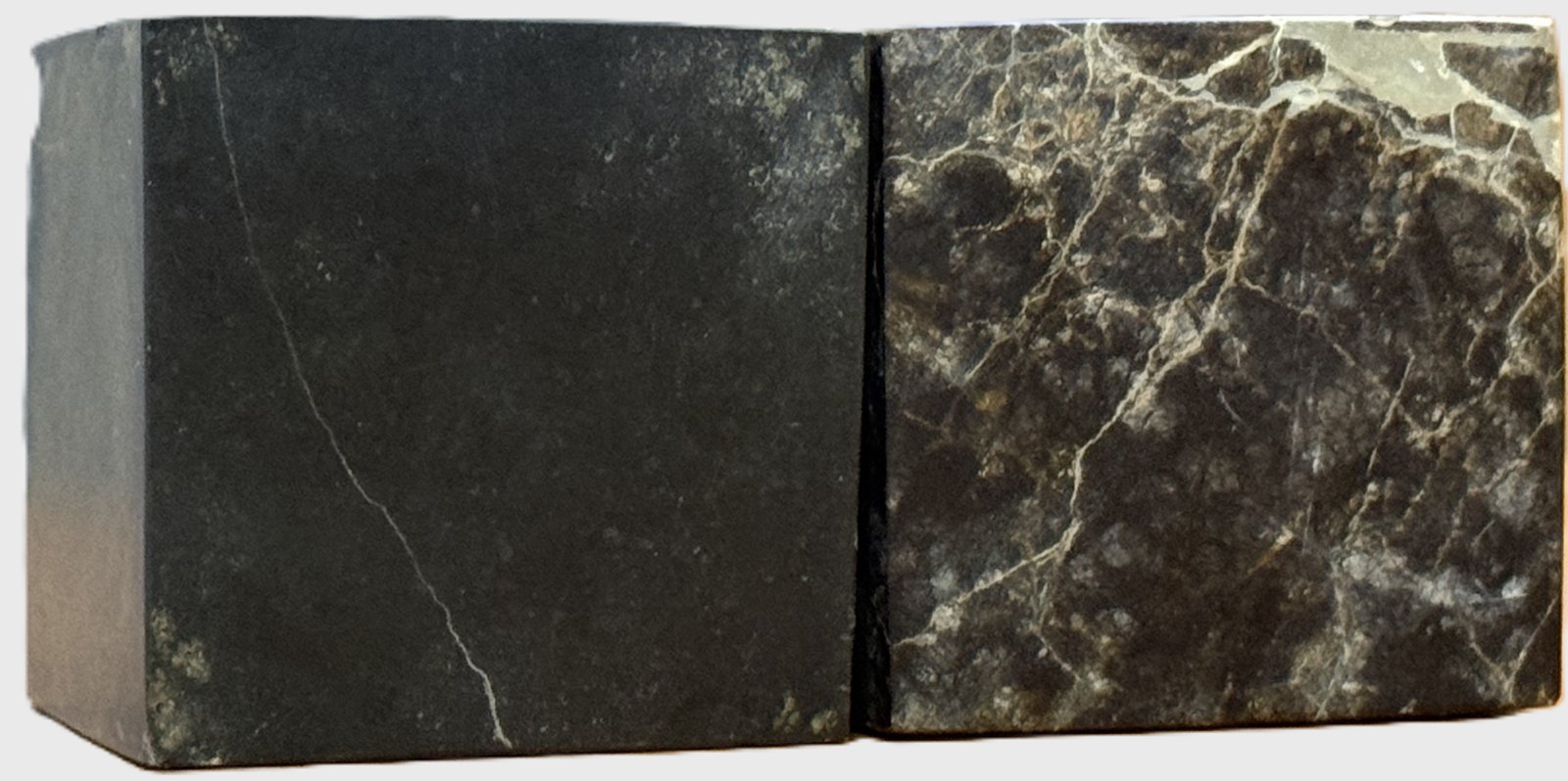 Ophiolite rock before and after CO₂ mineralisation